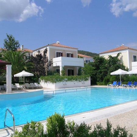 Nissia Traditional Residences Spetses エクステリア 写真