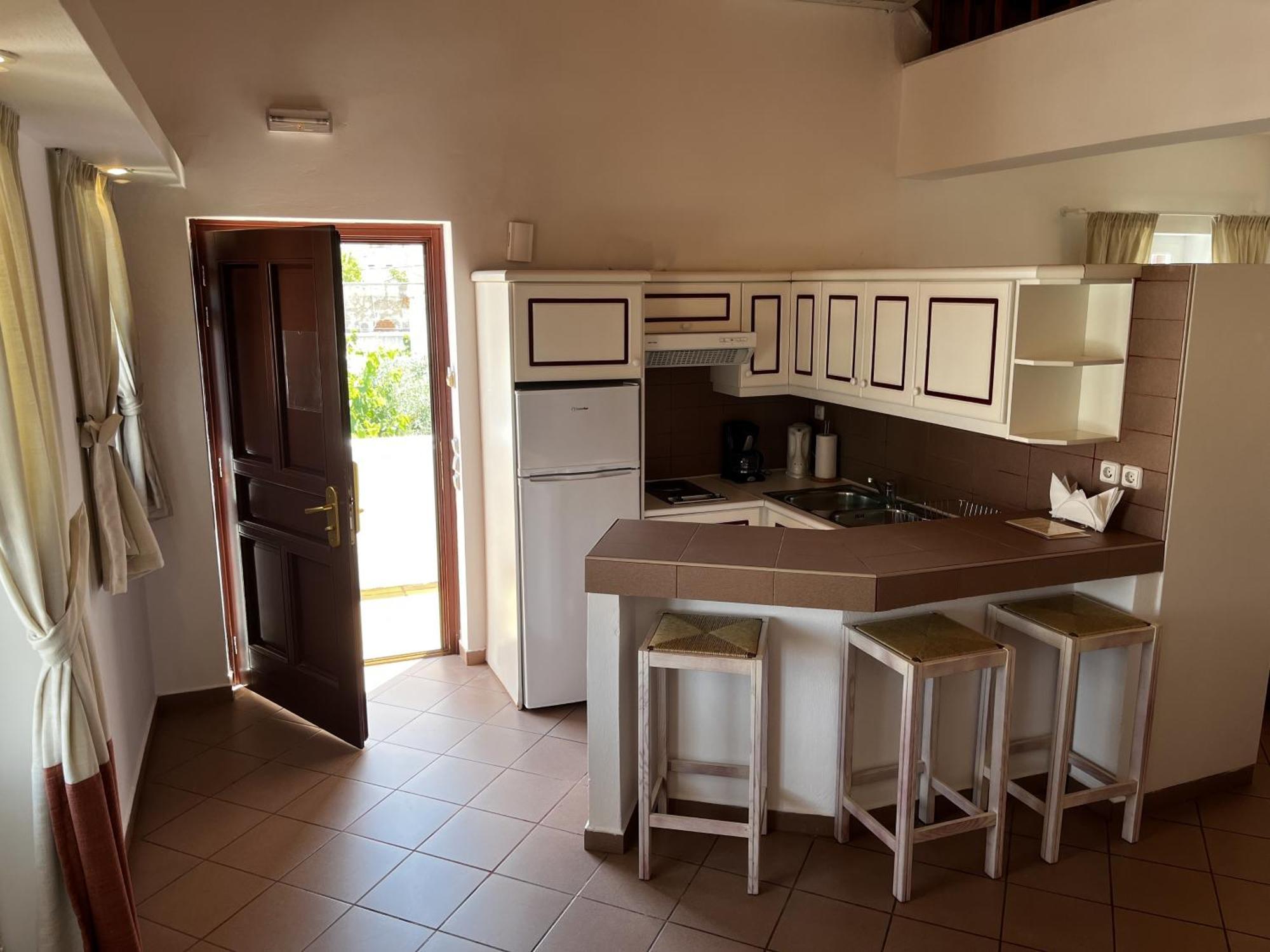Nissia Traditional Residences Spetses エクステリア 写真