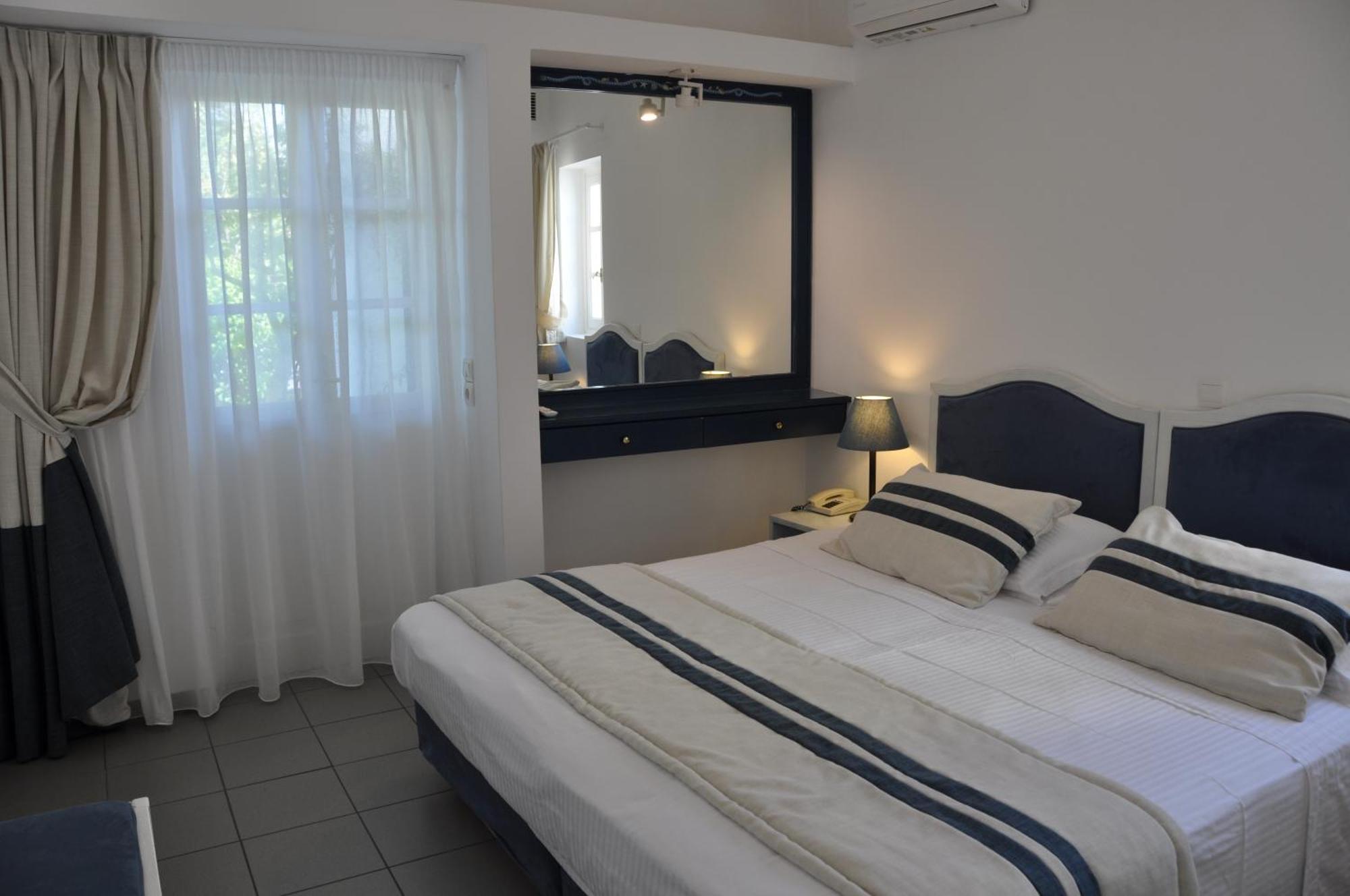 Nissia Traditional Residences Spetses エクステリア 写真